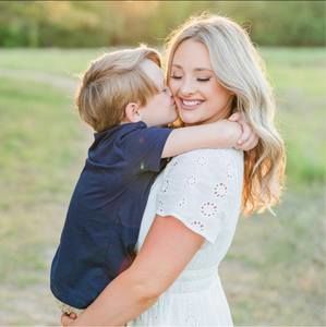 Meet your Posher, Marissa